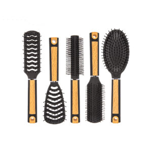 Hairbrush with handle in wooden look,  ca. 24, 5 cm